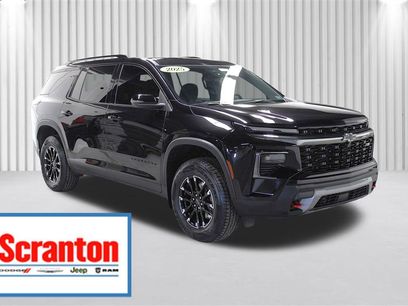 Used 2025 Chevrolet Traverse Z71 w/ LPO, Floor Liner Package
