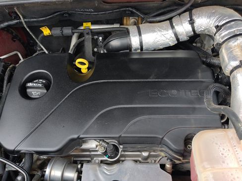 Used 2022 Buick Encore Preferred w/ Safety Package FWD image 30