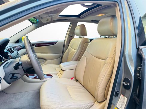 Used 2003 Lexus ES 330 FWD image 9