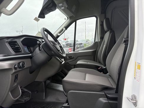 New 2026 Ford Transit 250 148 Medium Roof Extended AWD w/ Load Area Protection Package image 16