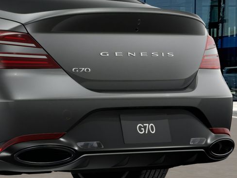 New 2026 Genesis G70 2.5T RWD image 13