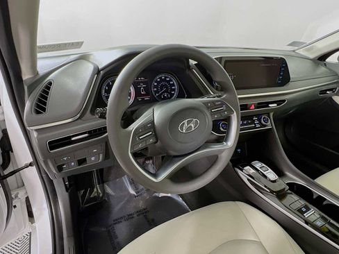 Certified 2023 Hyundai Sonata SEL w/ Cargo Package image 11