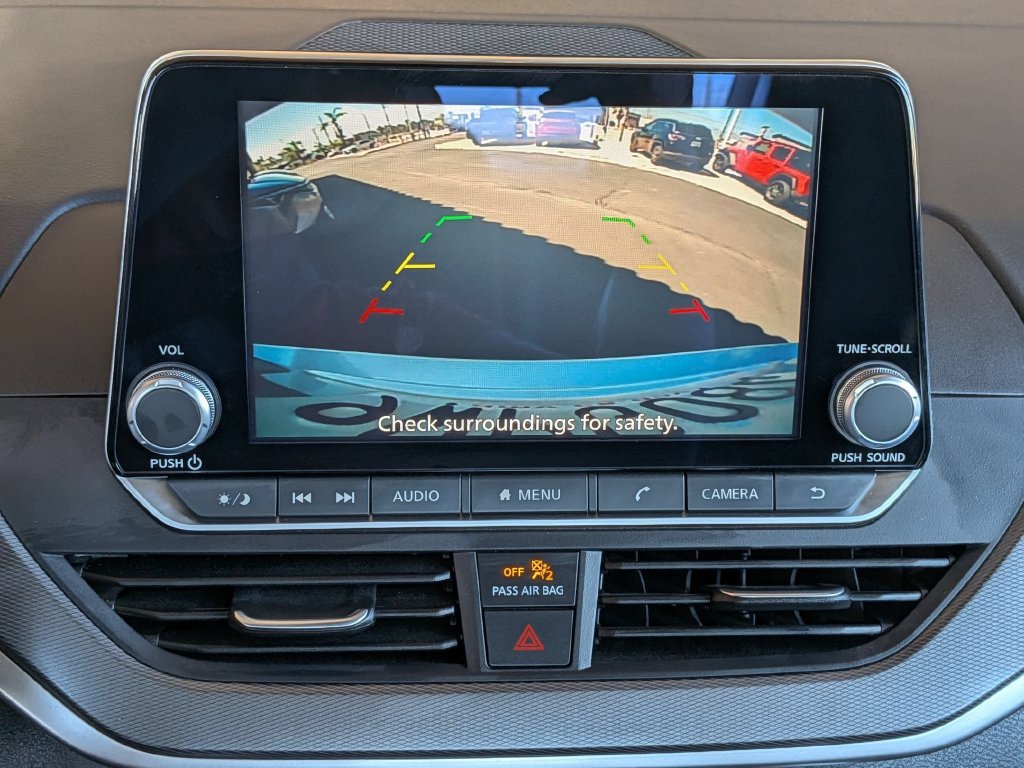 Used 2025 Nissan Altima 2.5 SR FWD image 22