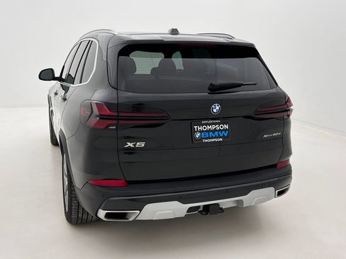 Certified 2025 BMW X5 xDrive50e w/ Premium Package image 10
