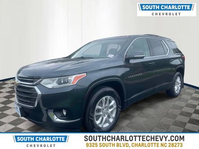 Used 2021 Chevrolet Traverse LT