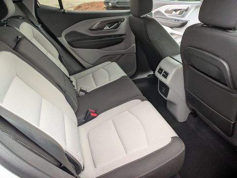 Used 2022 GMC Terrain SLE w/ Driver Convenience Package image 23