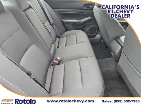 Used 2025 Nissan Altima 2.5 SV image 13