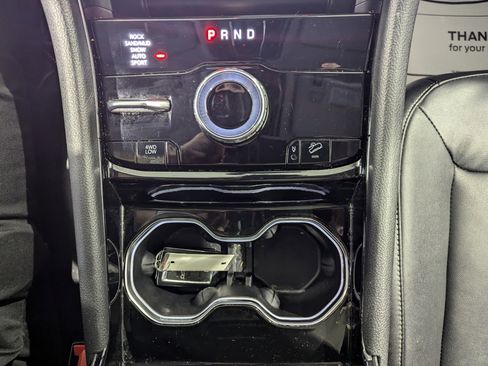 Used 2023 Jeep Grand Cherokee 4x4 image 27