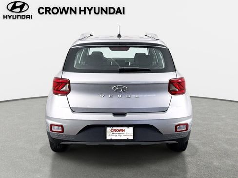 Certified 2023 Hyundai Venue SEL image 6