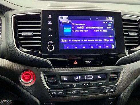 Used 2023 Honda Ridgeline RTL-E image 18