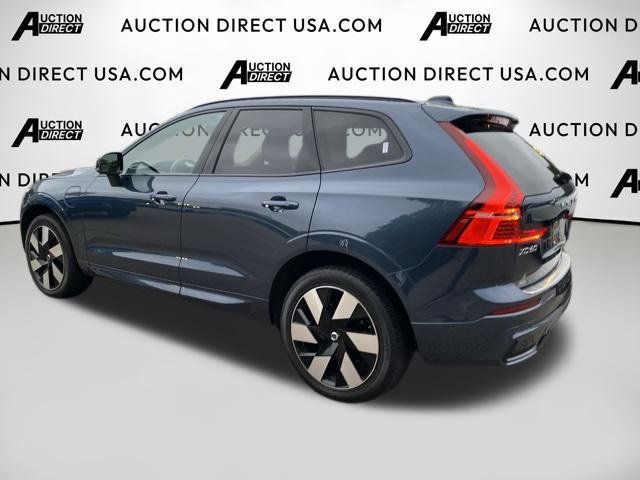 Used 2024 Volvo XC60 T8 Plus w/ Protection Package Premier AWD/4WD image 12