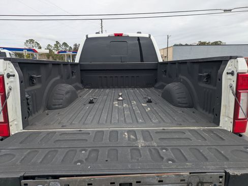 Certified 2021 Ford F350 Platinum image 10