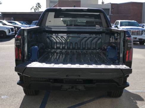 New 2026 GMC Sierra EV Elevation image 5