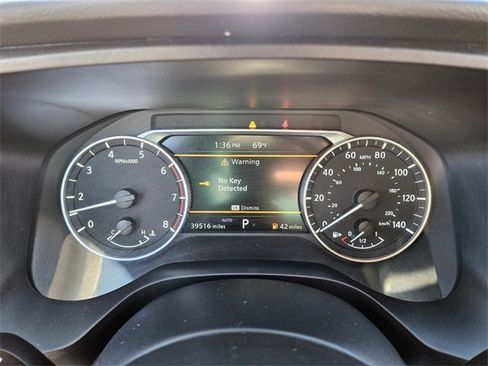 Used 2024 Nissan Rogue SV image 29