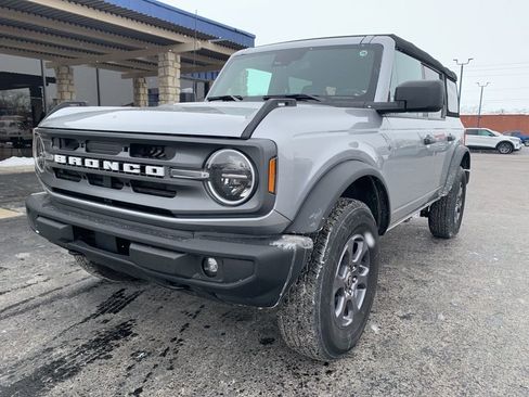 Used 2024 Ford Bronco Big Bend image 7