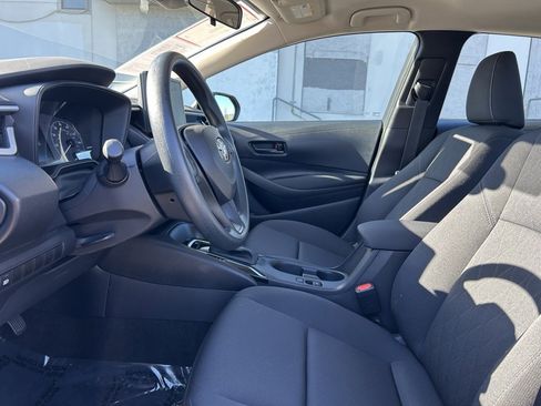 Certified 2025 Toyota Corolla LE image 10