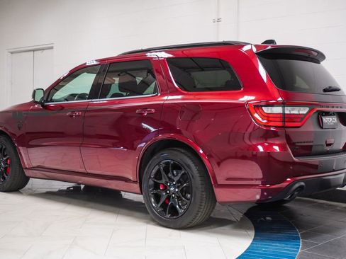 Used 2023 Dodge Durango R/T w/ Tow 'N Go Package AWD/4WD image 36