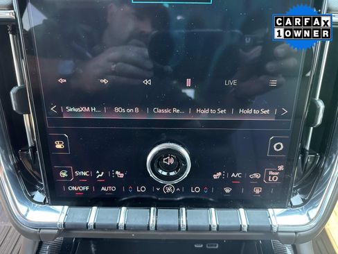 Used 2025 GMC Yukon Elevation w/ LPO, Floor Liner Package AWD/4WD image 32