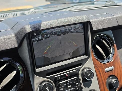 Used 2015 Ford F250 Lariat AWD/4WD image 21