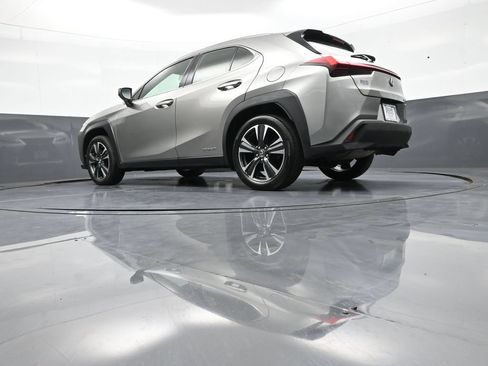 Used 2020 Lexus UX 250h w/ Accessory Package 2 AWD/4WD image 32