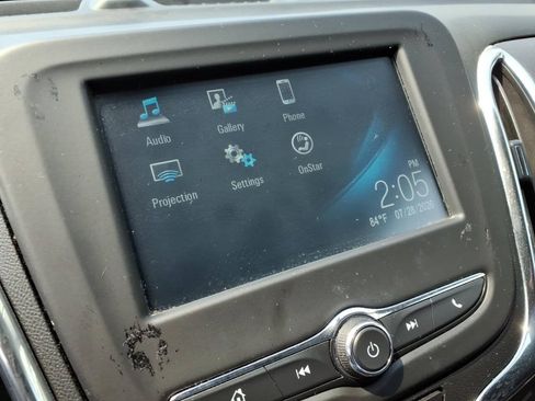Used 2018 Chevrolet Equinox LT FWD image 8
