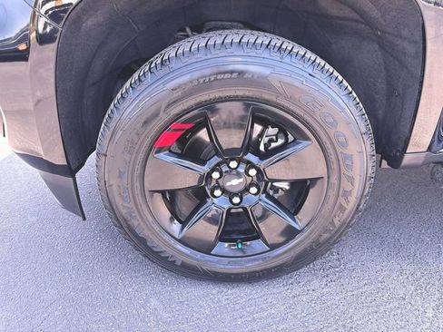 Used 2021 Chevrolet Colorado LT w/ Redline Special Edition AWD/4WD image 30