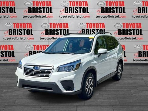 Used 2019 Subaru Forester Premium AWD/4WD image 8