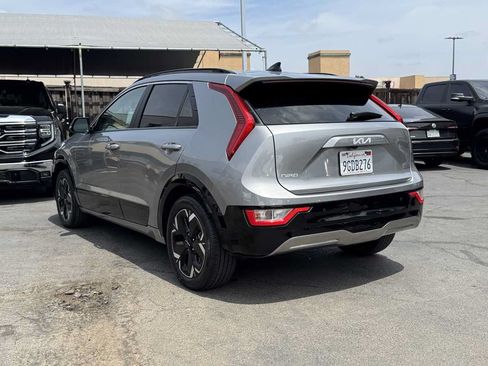 Used 2023 Kia Niro Wind FWD image 10