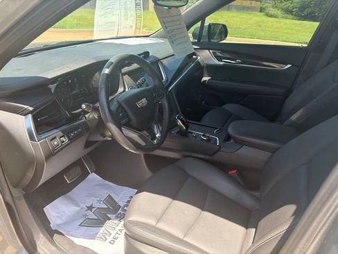 Certified 2024 Cadillac XT6 Sport w/ Technology Package AWD/4WD image 10