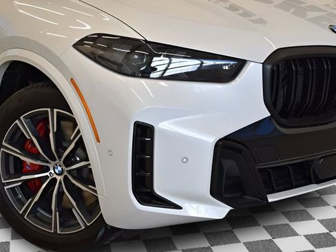 New 2026 BMW X5 M60i image 30