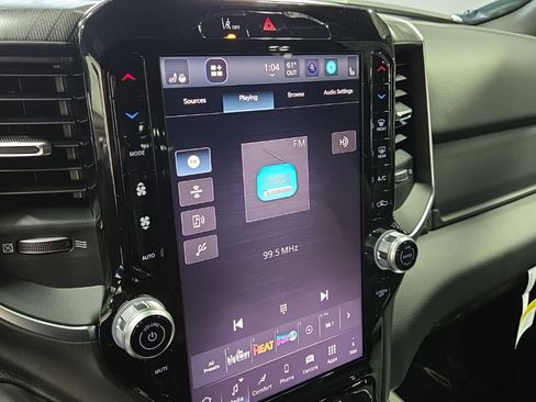 New 2026 RAM 1500 4x4 Crew Cab image 19