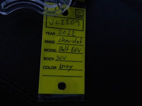 Used 2022 Chevrolet Bolt EUV Premier w/ Sun & Sound Package image 27