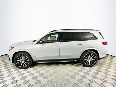New 2026 Mercedes-Benz GLS 450 4MATIC image 4