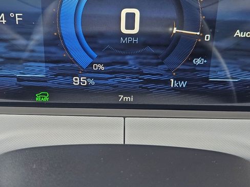 New 2027 Chevrolet Bolt LT w/ Comfort Package image 15