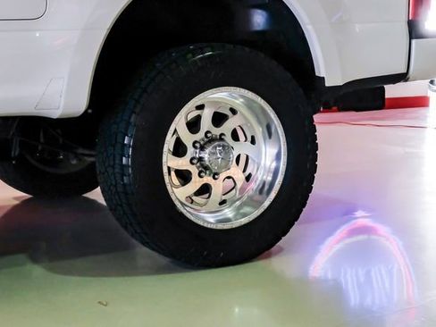 Used 2017 Ford F250 Platinum w/ Platinum Ultimate Package image 56