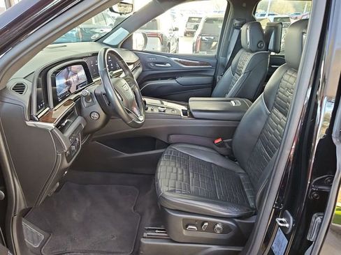 Used 2021 Cadillac Escalade ESV Premium Luxury Platinum image 10