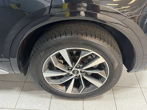 Certified 2023 Audi Q5 2.0T Prestige AWD/4WD image 11