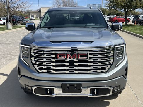 Used 2025 GMC Sierra 1500 Denali w/ Denali Reserve Package image 3