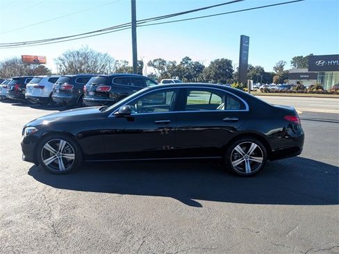 Used 2025 Mercedes-Benz C 300 Sedan image 8