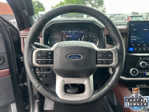 Used 2024 Ford Expedition Limited RWD image 24