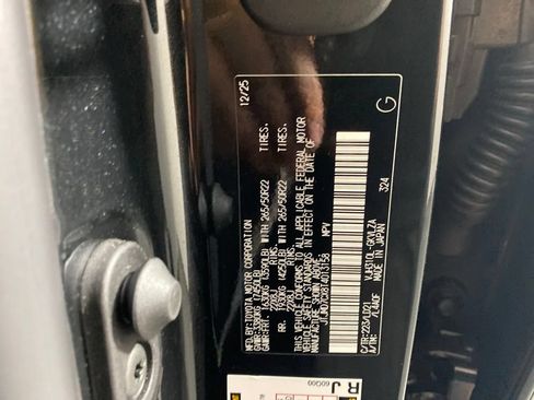 Certified 2026 Lexus LX 700h F Sport AWD/4WD image 38