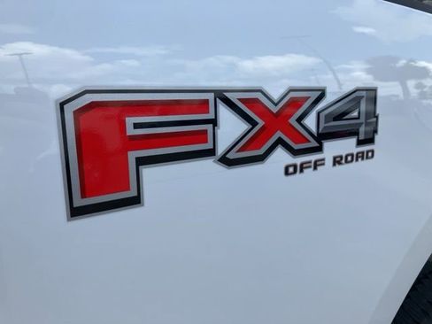 New 2025 Ford F250 King Ranch w/ Chrome Package image 19