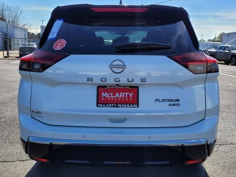 New 2026 Nissan Rogue Platinum w/ Platinum Premium Package image 4