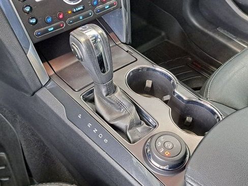 Used 2019 Ford Explorer Limited w/ Class III Trailer Tow Package image 16