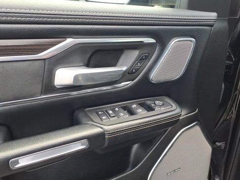 Used 2025 RAM 1500 Laramie w/ Night Edition AWD/4WD image 4