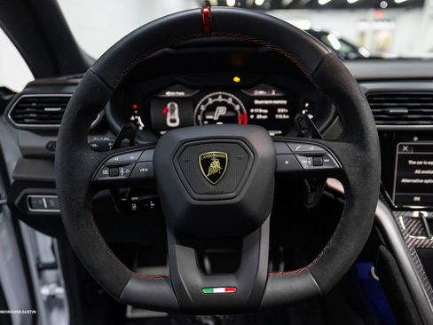 Used 2023 Lamborghini Urus Performante AWD/4WD image 26
