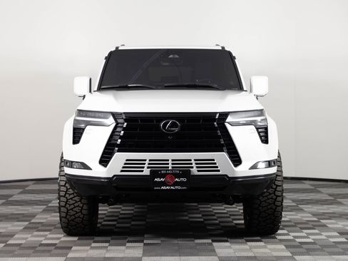 Used 2025 Lexus GX 550 w/ Accessory Package (Z1) AWD/4WD image 12