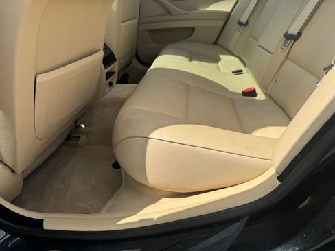 Used 2011 BMW 535i xDrive Sedan AWD/4WD image 8