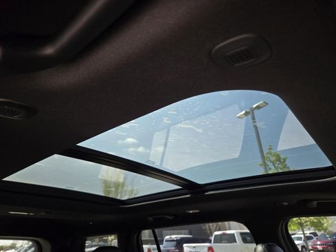 New 2026 Jeep Grand Cherokee L Limited w/ Limited Altitude Package RWD image 8