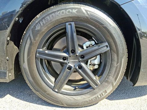 Used 2025 Toyota Camry LE image 8